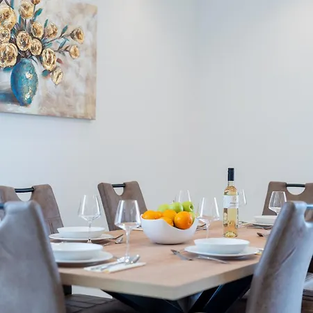 Maria トロギール